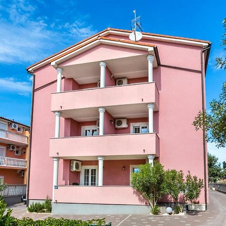 Apartmani Diana Medulin Ngoại thất bức ảnh