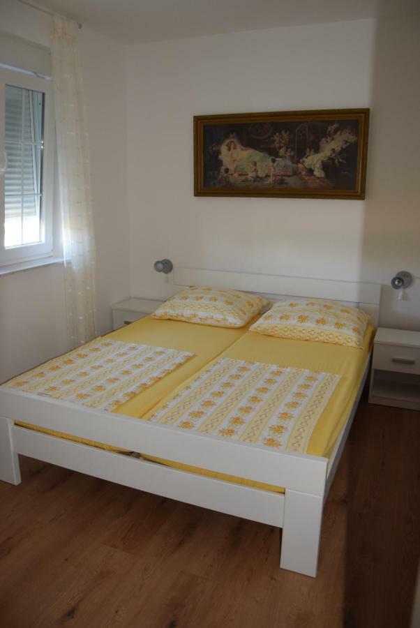 Apartmani Diana Medulin Ngoại thất bức ảnh