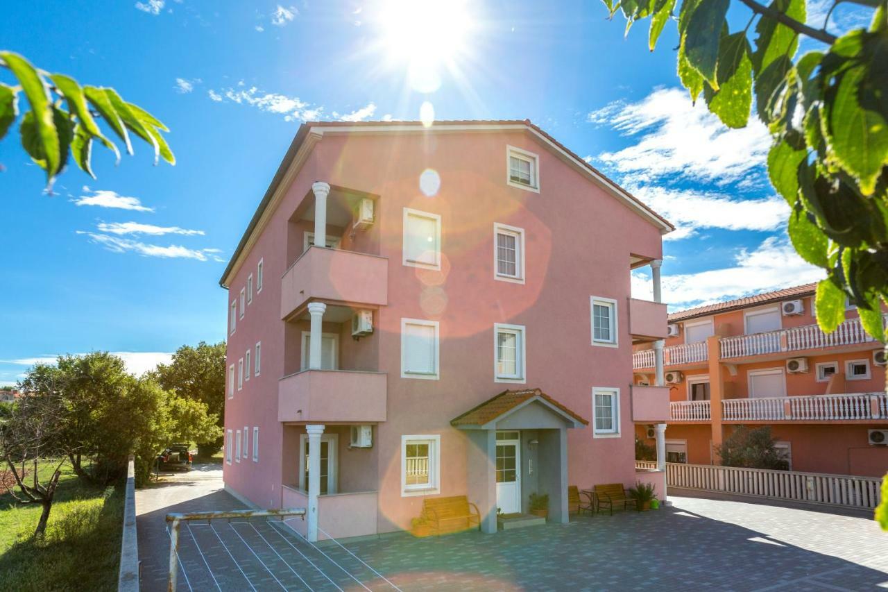 Apartmani Diana Medulin Ngoại thất bức ảnh